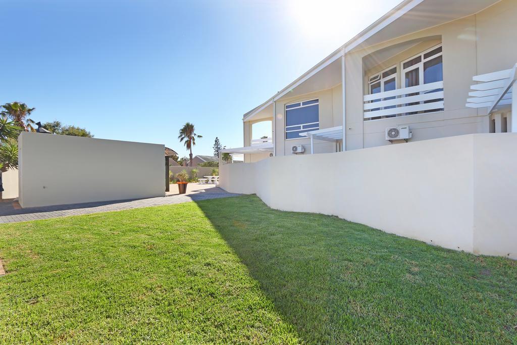 Orange Inn Melkbosstrand Bloubergstrand Extérieur photo